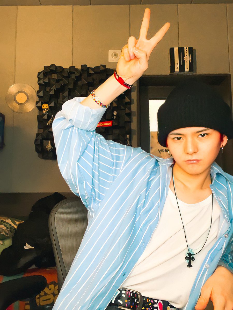 yoshiholics's tweet photo. 📷 | 220101

Happy New Year! 🥳 Teu-teu.
🔥🔥🔥 I'll keep running to TREASURE MAKER in 2022.🔥🔥🔥

#YOSHI #요시 #ヨシ

@treasuremembers https://t.co/3dHdS7mVa3
