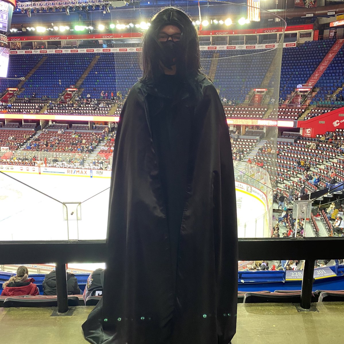 The Saddledome or Hogwarts? Things were definitely magical at today’s game!🪄 

Did you see your favourite ushers dressed up? 

<a href="/thecostumeshopp/">The Costume Shoppe</a> | #SundayFunday