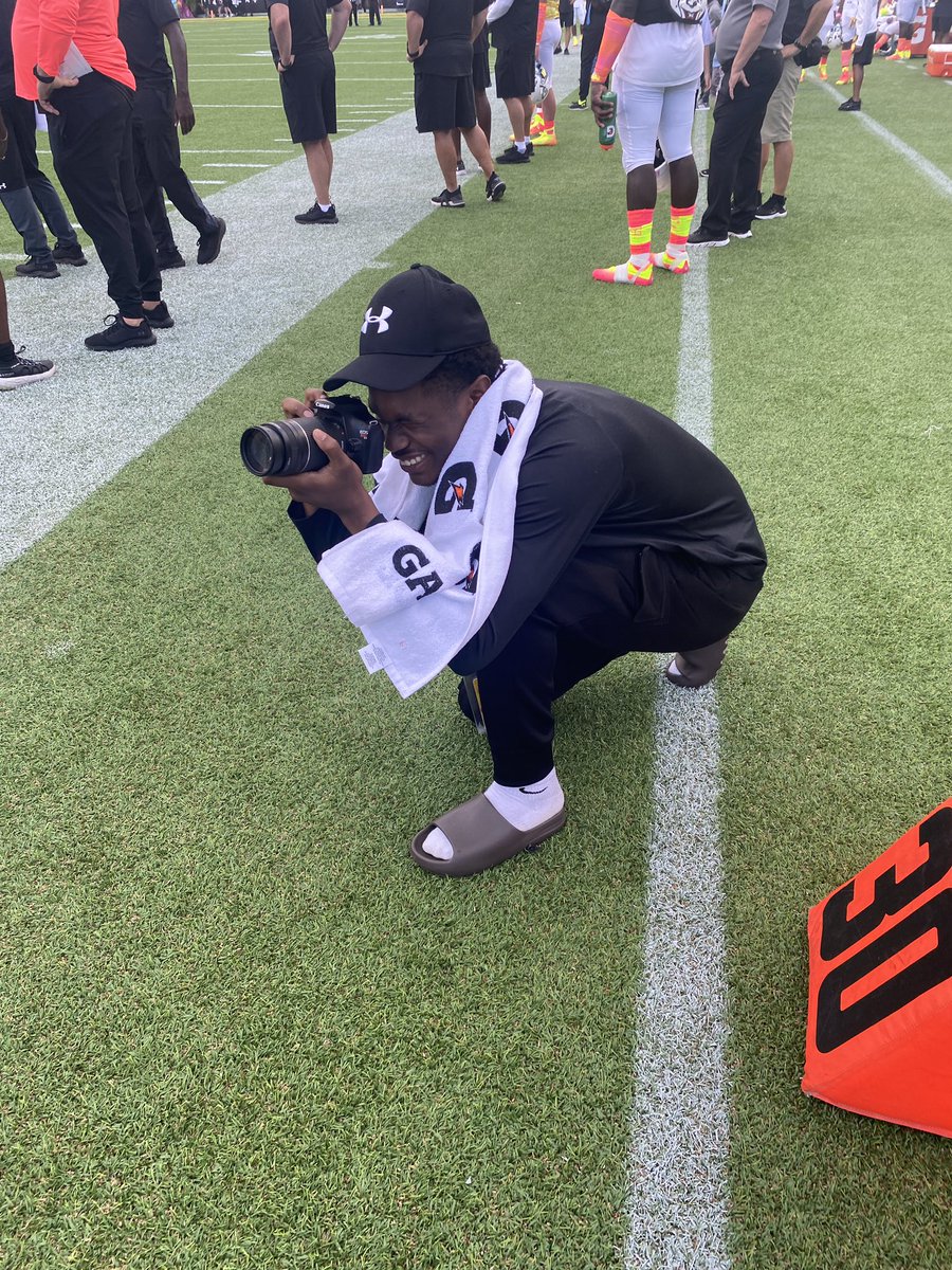 flicksbyjo's tweet photo. Blessed ⏳🆙‼️ UA-All American https://t.co/vDyorWaJNe