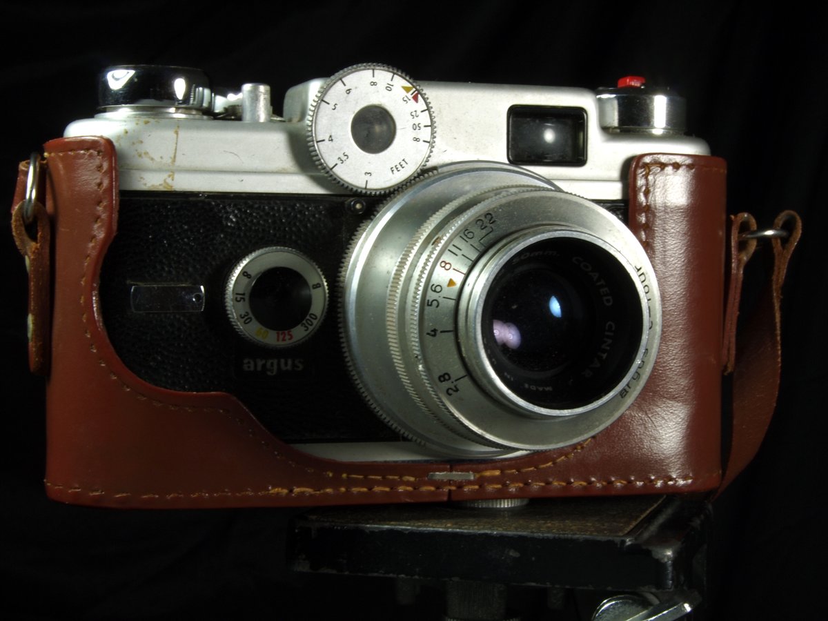 ThatCameraShow's tweet image. Starting the year off right. Argus C4 and expired Arista 400. #filmphotography