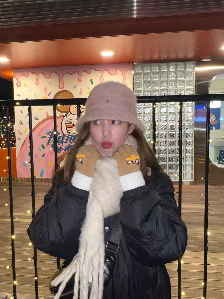 hourly_sora's tweet photo. #SORA #소라 #WOOAH #우아 @wooah_nv https://t.co/QSNScpIfCz