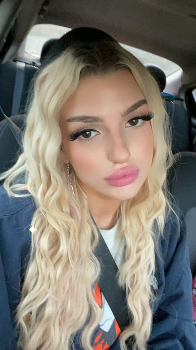 cocotemple's tweet photo. me looking cute recently had to share xoxo https://t.co/af0kVoWNPp