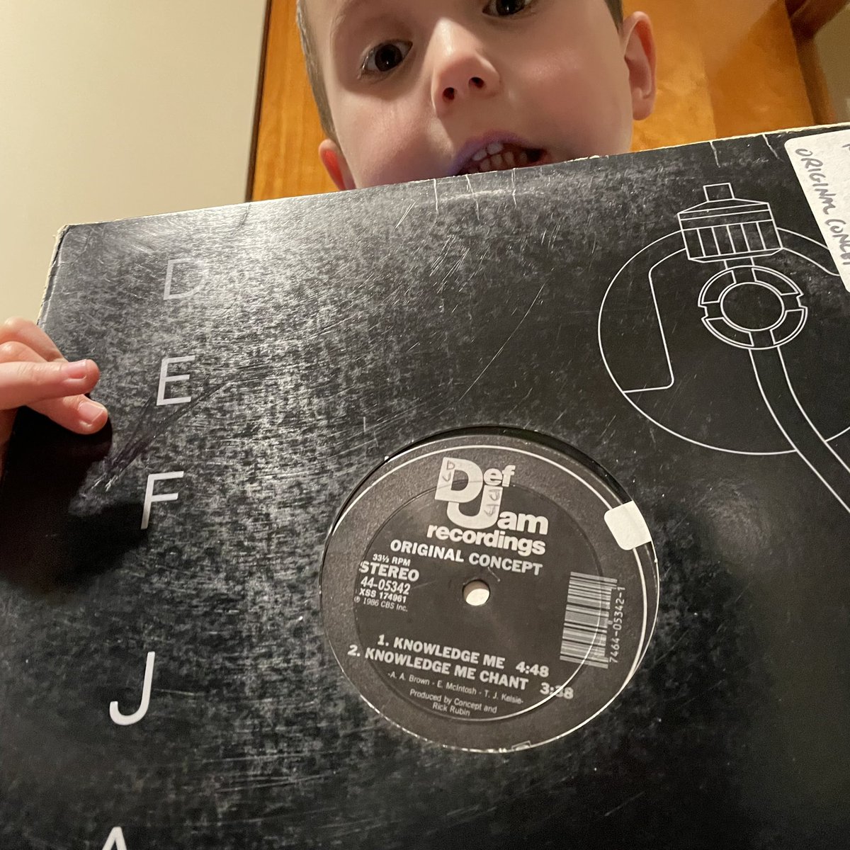 TheImpossebulls's tweet photo. Yo, cuz! #OriginalConcept #KnowledgeMe #hiphop #rap #vinyl #RockinRoccoShow @DoctorDre39 https://t.co/Qp2ijz39gN