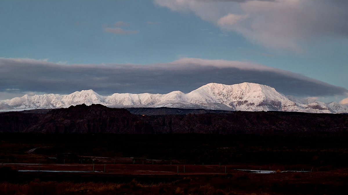 MetaNocode's tweet image. Southern Utah, Jan 1 2022