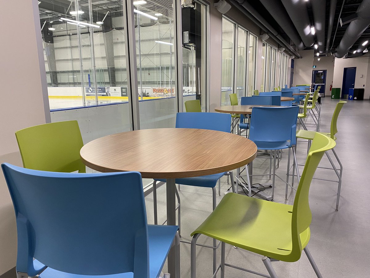 JrCSwarm's tweet photo. Nice digs Niverville… looks like a nice spot to set up a Hive 😎🐝

@JrCClippers https://t.co/iIGrP0SajC