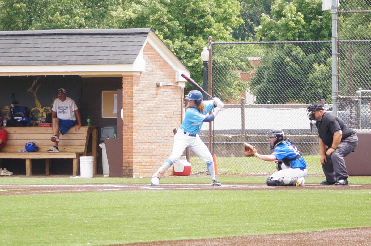CarterVilevac's tweet photo. I am extremely honored and excited to announce that I will be continuing my academic and athletic careers at Earlham College! I’d like to thank my parents, friends, family, and coaches for helping me reach this point and shaping me into the person that I am today. Go Quakers! https://t.co/CEOqDDxTwx