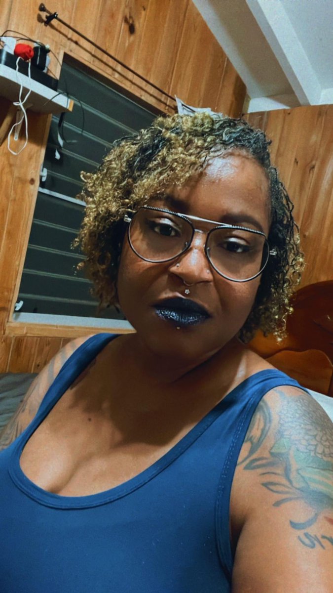 Certified Weirdoh tweet media