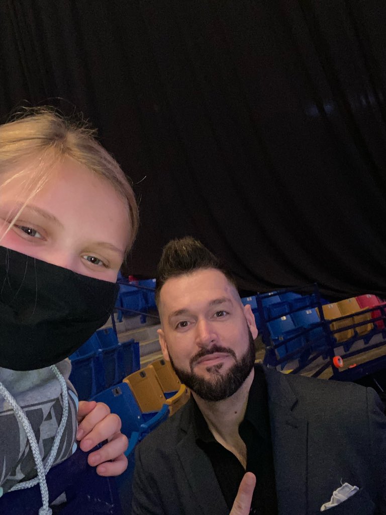 uncmoore's tweet photo. This gal is ready for the WWE Supershow! #WWEFayetteville https://t.co/gwX48qAVA4