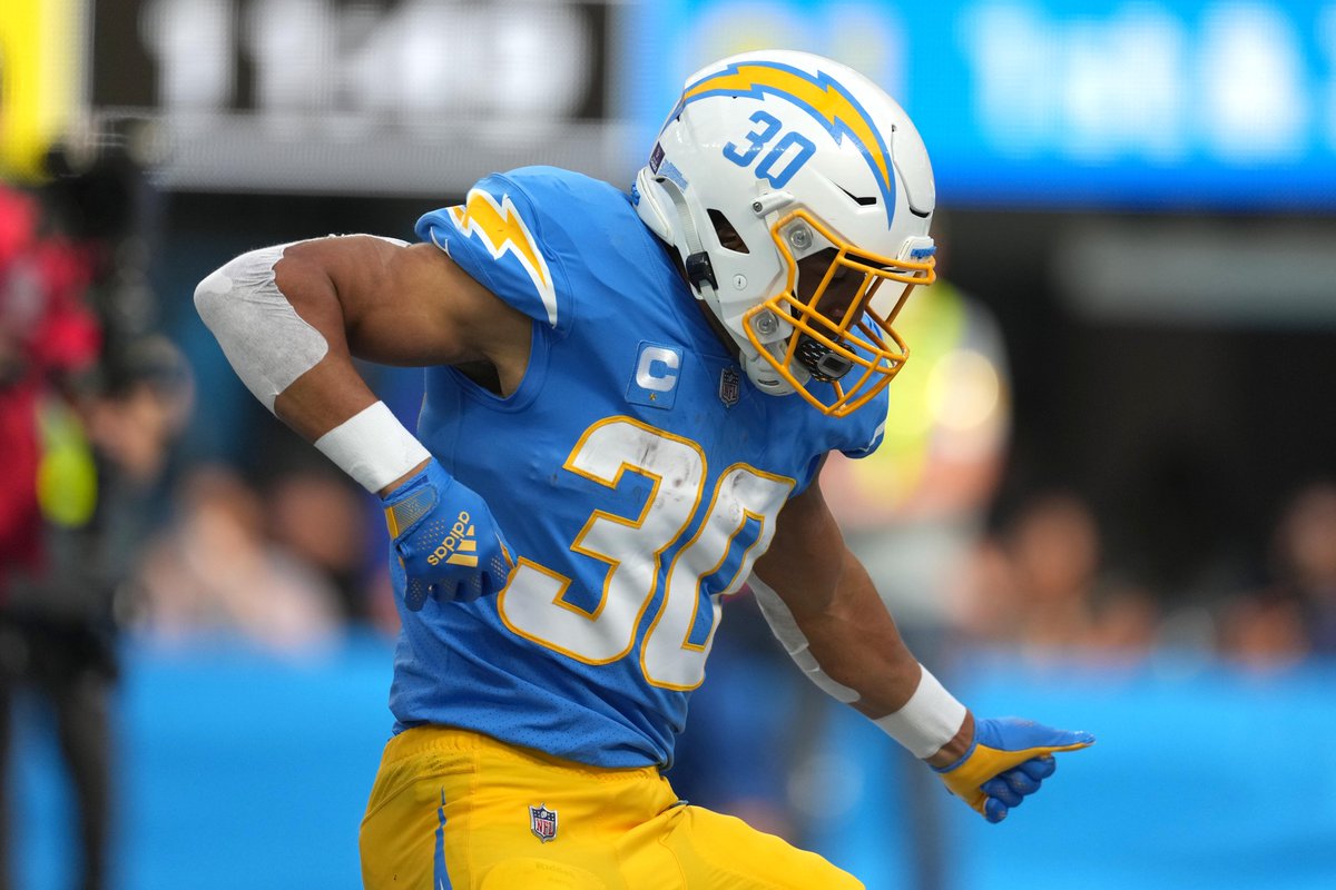 PFF_Fantasy's tweet photo. Austin Ekeler vs Broncos

🎸 112 total yards
🎸 1 TD
🎸 20.2 PPR fantasy points https://t.co/EWuHiOs3I7