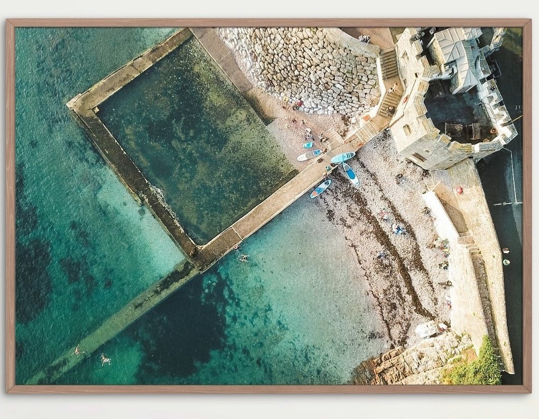 Summer in Firestone Bay, love this image. I have such an amazing time playing in this water all year. Check out @sound_scout_ on Instagram #Plymouth #bluemind