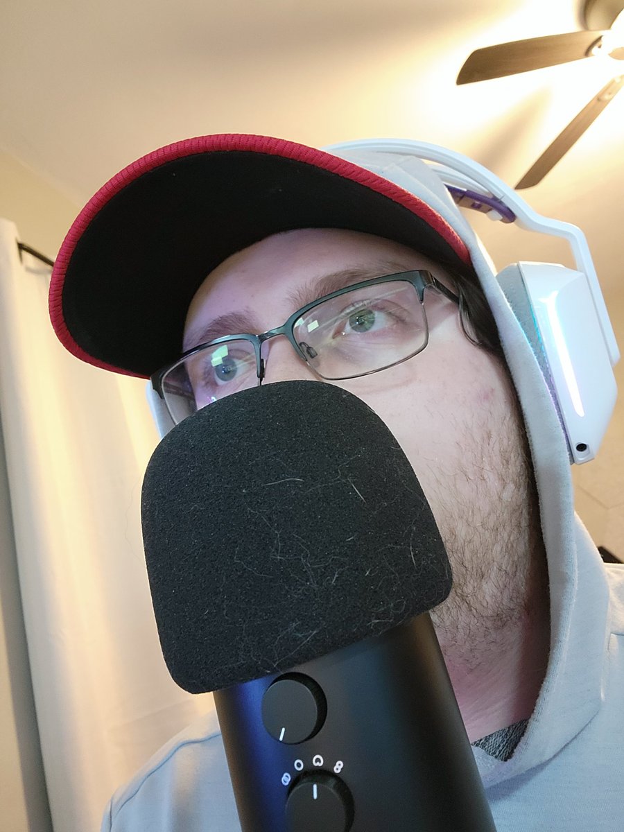 First stream of 2022...

Ratting for rp in Apex with <a href="/AyeFair/">@J Fair, QMHP</a> &amp; @schill12

twitch.tv/acromatt