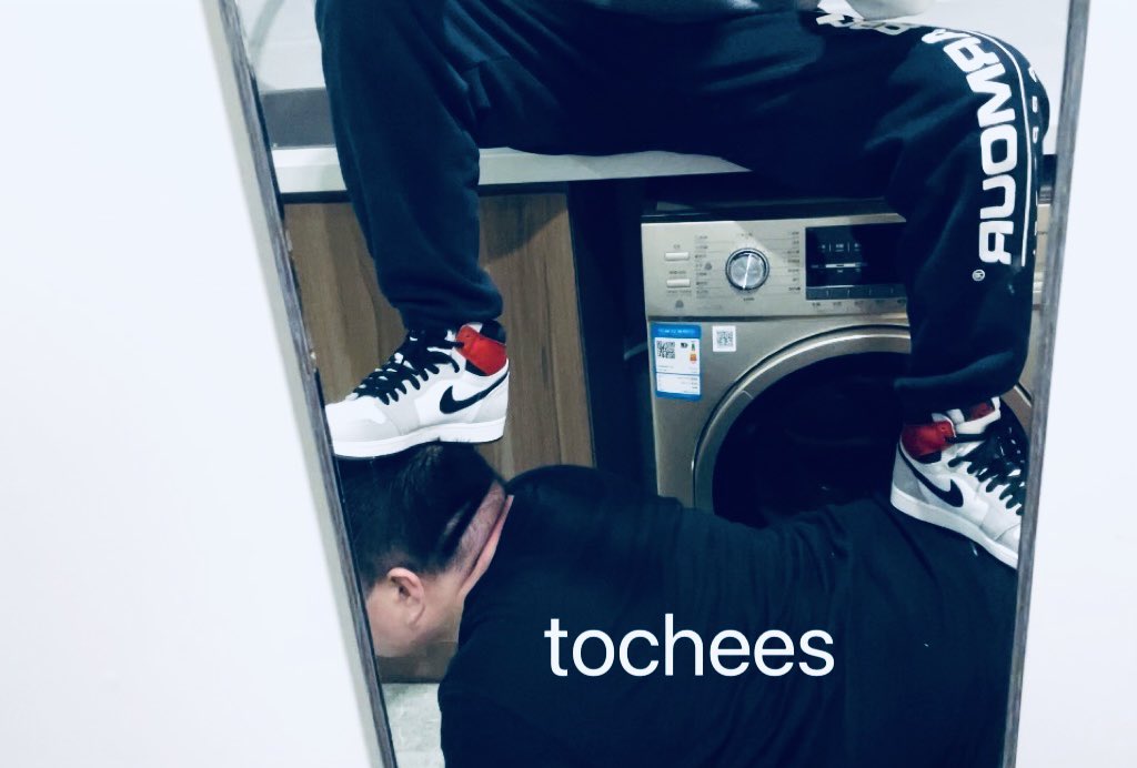 Tochees2's tweet photo. ���乐太难，祝大家新年平安吧 https://t.co/0gUmRp9pz1