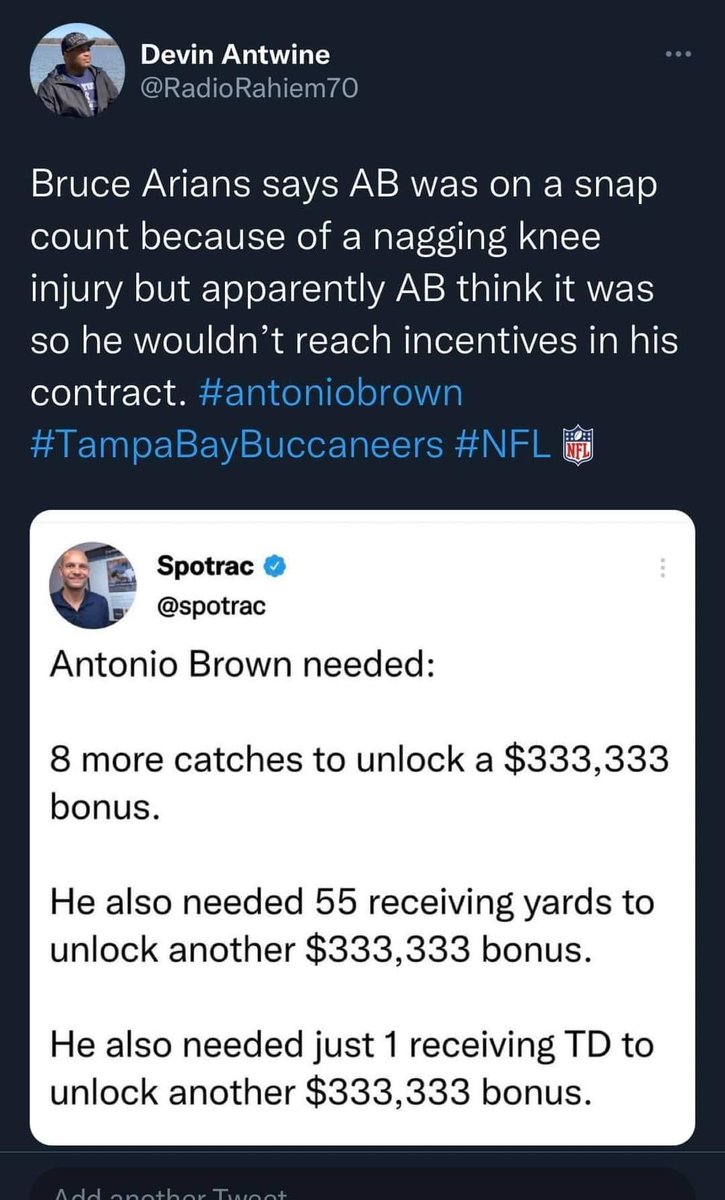 KingTmacXiii's tweet photo. Nah Bruce hoed this nigga https://t.co/fWMYoT5yi0