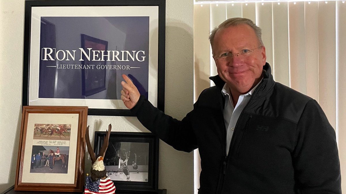 RonNehring's tweet image. Delighted to finally visit the estate of my longtime friend @nicholasvollaro who clearly has excellent taste in office decor!  30+ years of friendship.