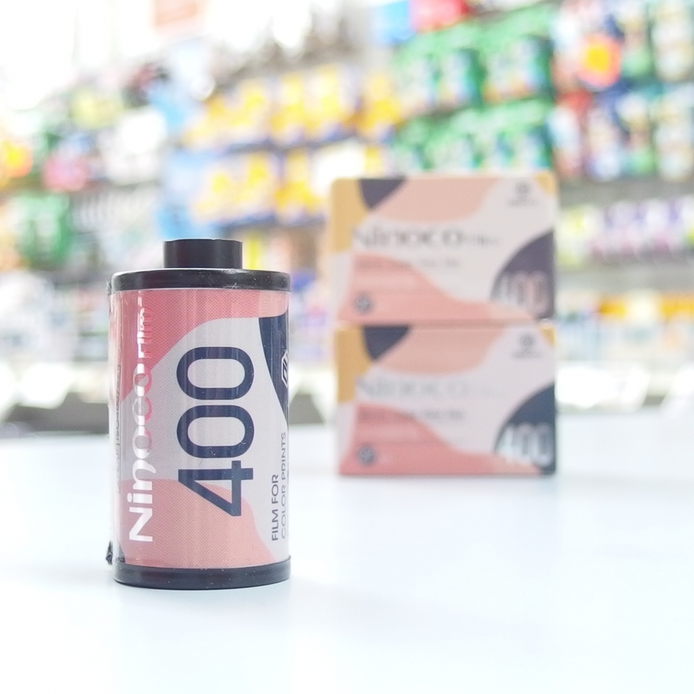 champcamera's tweet photo. NinocoFilm 400はシアンの色味が独特な現行カラーネガ。空や海などの撮影には癖が出やすいですがそれ以外は使いやすいフィルムと言えます。
By #たまプラーザ
#フィルム #film #NinocoFilm #ISO400
https://t.co/nsrTwUGI3A https://t.co/CiS3WZKqvC