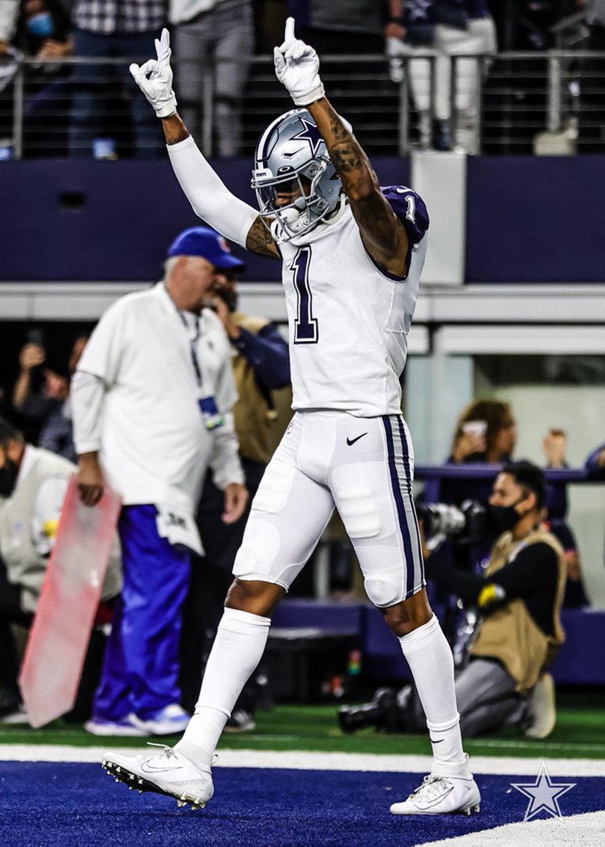 dallascowboys's tweet image. RT to show @cedwilson95 some appreciation 🙌

#AZvsDAL | #DallasCowboys