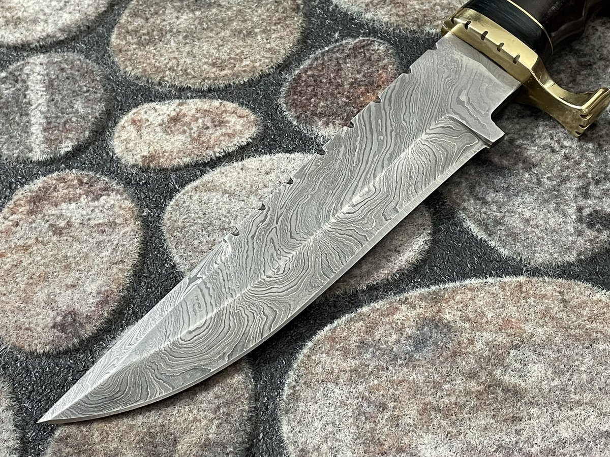 KnivesOutCanada's tweet photo. https://t.co/ZlXTunJdR1

KOC 5028 Handmade Damascus Steel Bowie Knife

#Knife #KNIVESOUT #Knives #knivesoutcanada #Damascus #hunting #survival #camping #fishinglife #handmade #knifekink #damascussteel #huntingknife #tools https://t.co/TB4M847oAP