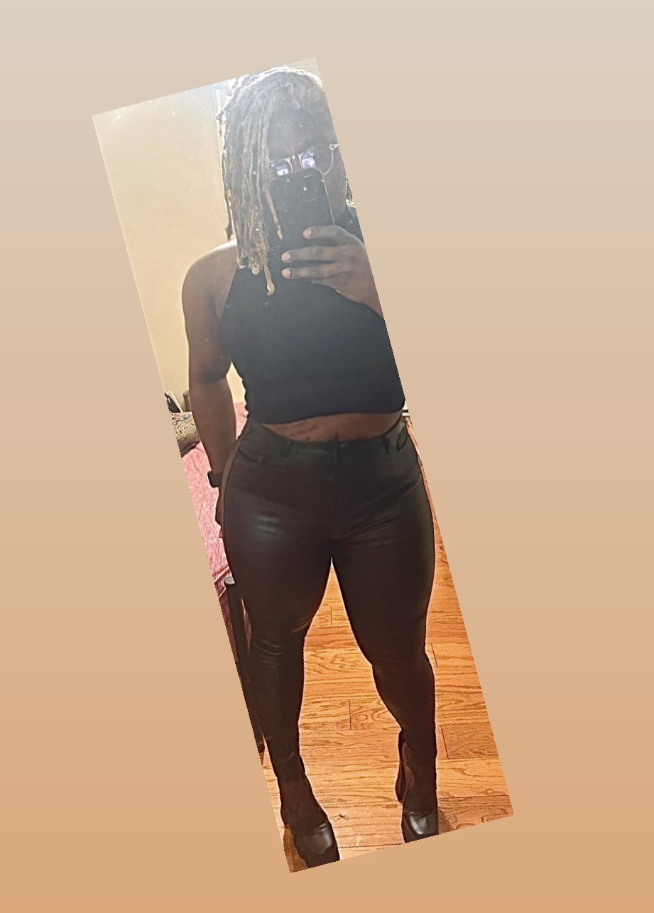I’m bout my cake , get your baking on ! 💨💨💨💨💨💨💨💨💨 https://t.co/S9YrF6ioFU