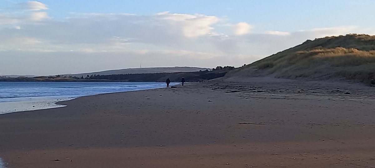 MiniKiltTours's tweet photo. Nice afternoon for a Beach walk at Tyningham in East Lothian. Also an Outlander location, any guesses Outlander fans?
@goeastlothian #Outlander #outlanderlocation #tyninghambeach https://t.co/oaIoTO33Se