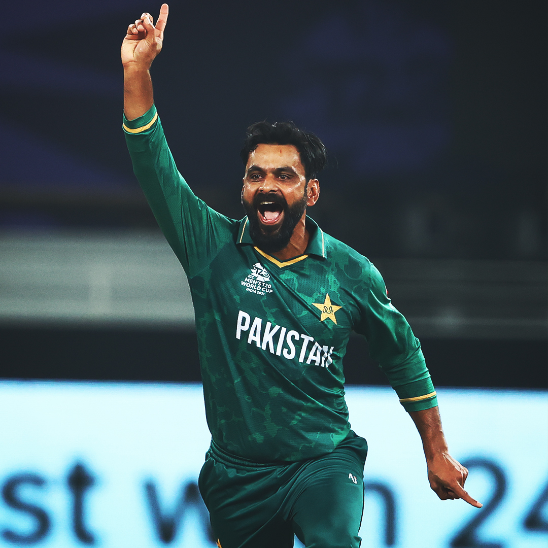 Pakistan all-rounder Mohammad Hafeez has announced his retirement from international cricket.