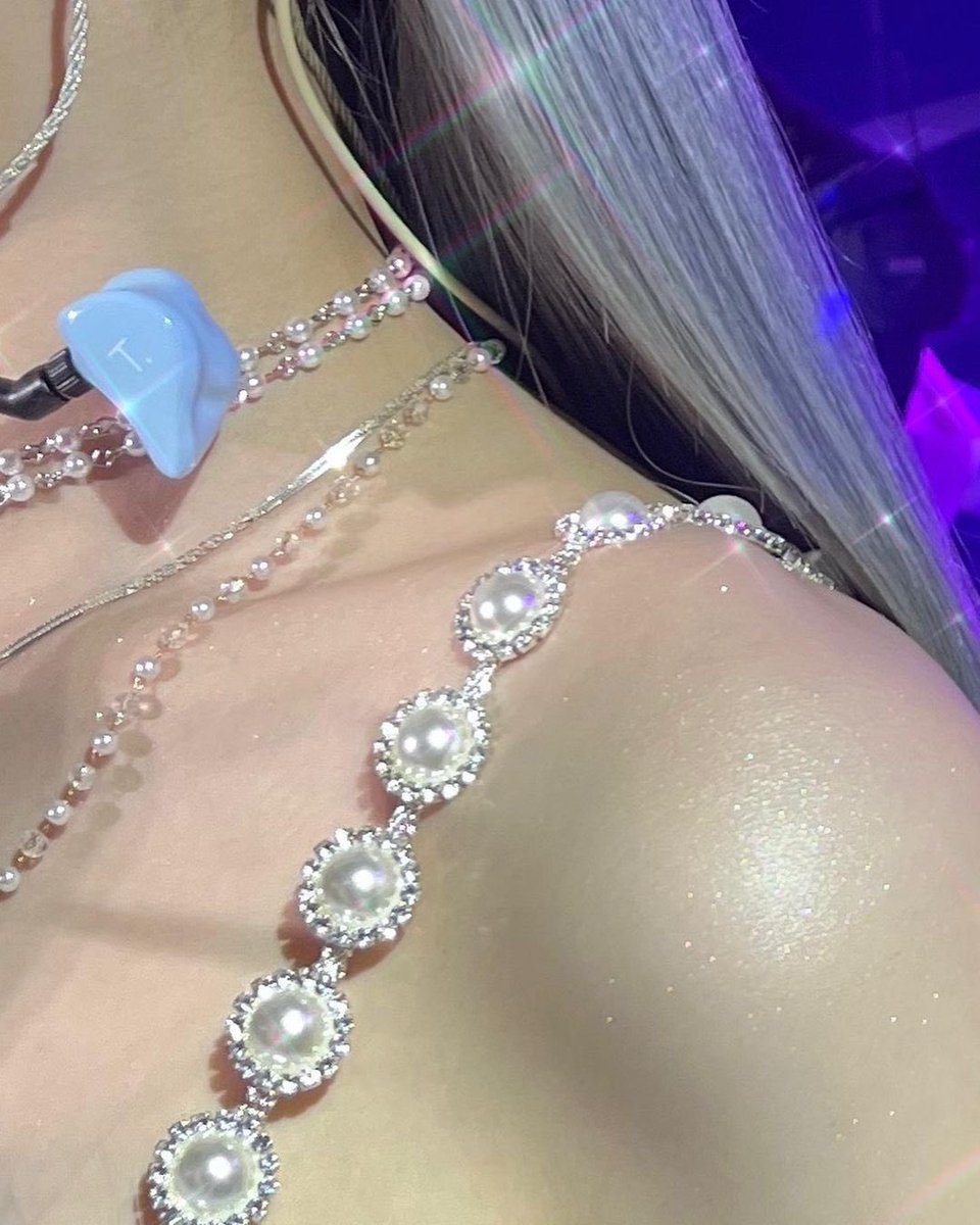 ก็ถ้าผิวจะโกลว์ขนาดนี้