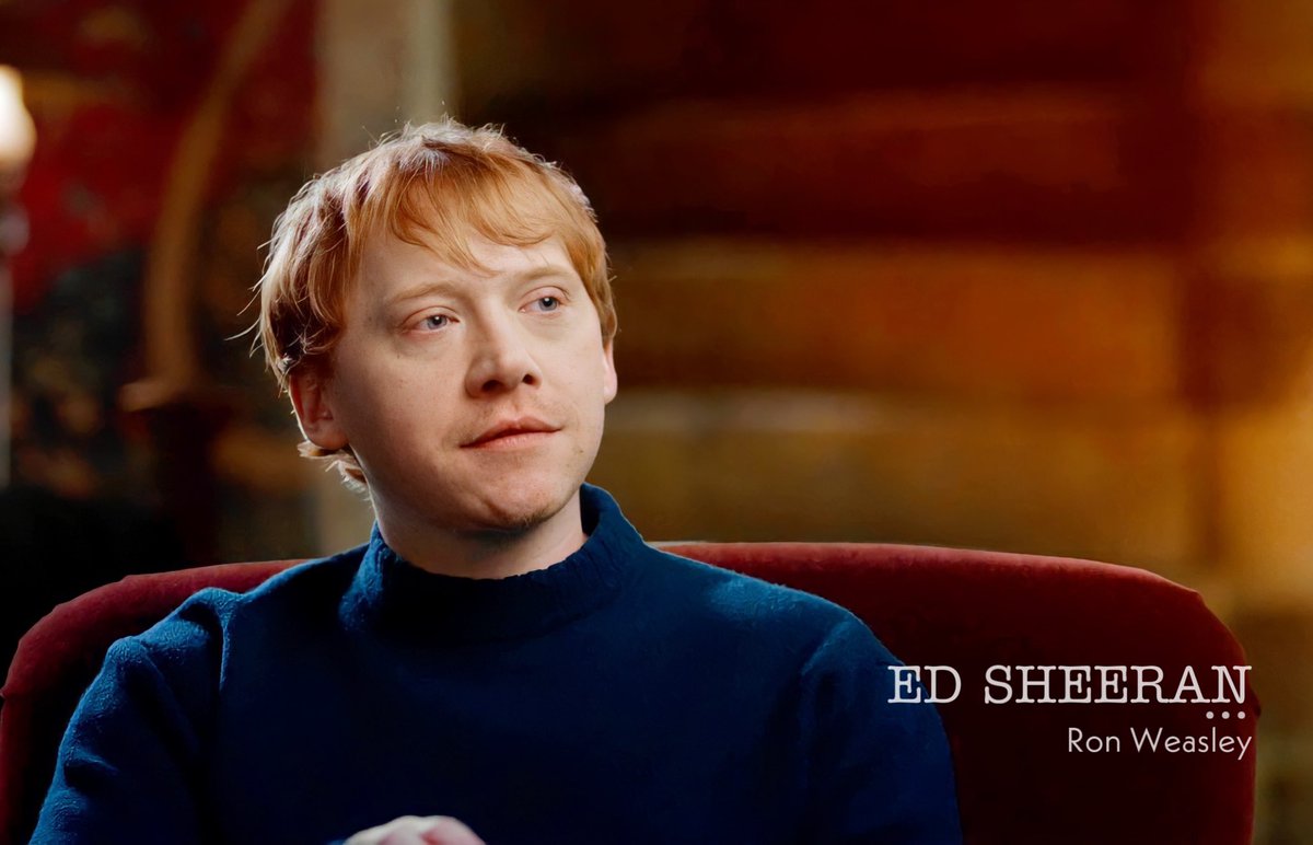 Nadie:
Enserio pero absolutamente nadie:

— Los editores de Harry Potter Return to Hogwarts: