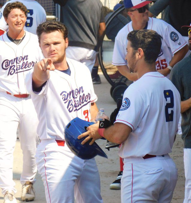SouthSideSox's tweet photo. South Side Sox Top Prospect No. 96: Everhett Hazelwood

Theo Denlinger Wants You 

To watch @EverhettHaze’s (top right, No. 35, looking chill in the dugout) climb up the prospect ranks.

Photo: Tiffany Wintz (@TiffW96)/South Side Sox https://t.co/zRm9agdEE8 https://t.co/u1UCzWLThv