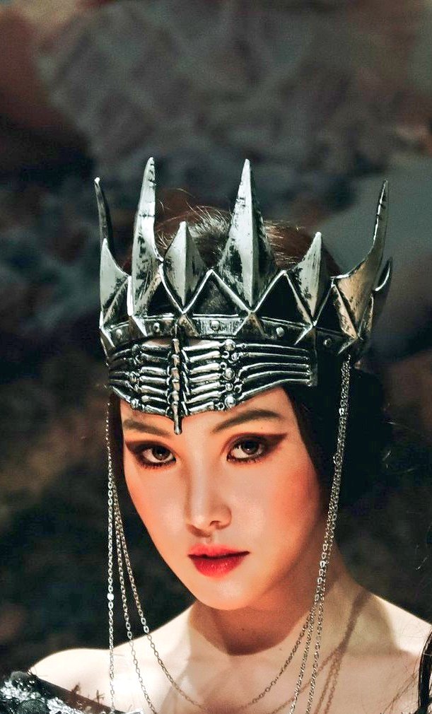 bobtebez_87's tweet photo. #QueenYUJUisComing https://t.co/BTn3MVqtdc