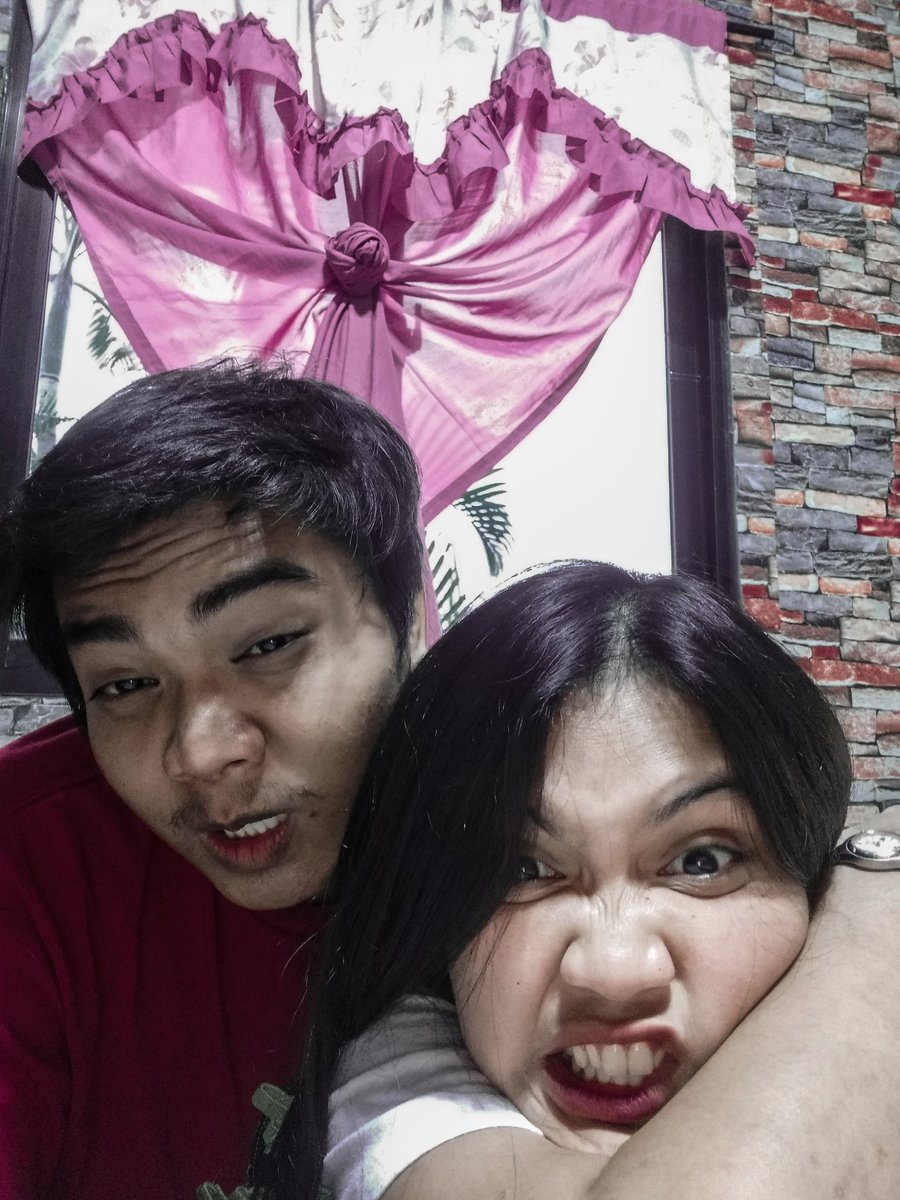 IthinkitsGemma's tweet photo. New Year resolution po namen ay magdadadiet na😭😂Ilysm💕 https://t.co/AmUm2ZFEU8