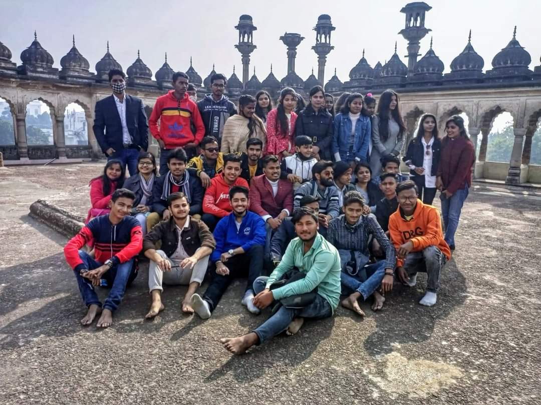 BestClasses700's tweet photo. Like every year, on New Year's Eve students of #Best_Classes were taken on a trip.  The students enjoyed a lot.
  Thank you very much for this trip all the teachers of the #BEST_CLASSES gave full support

#bestclasses https://t.co/gIEW58YLMz