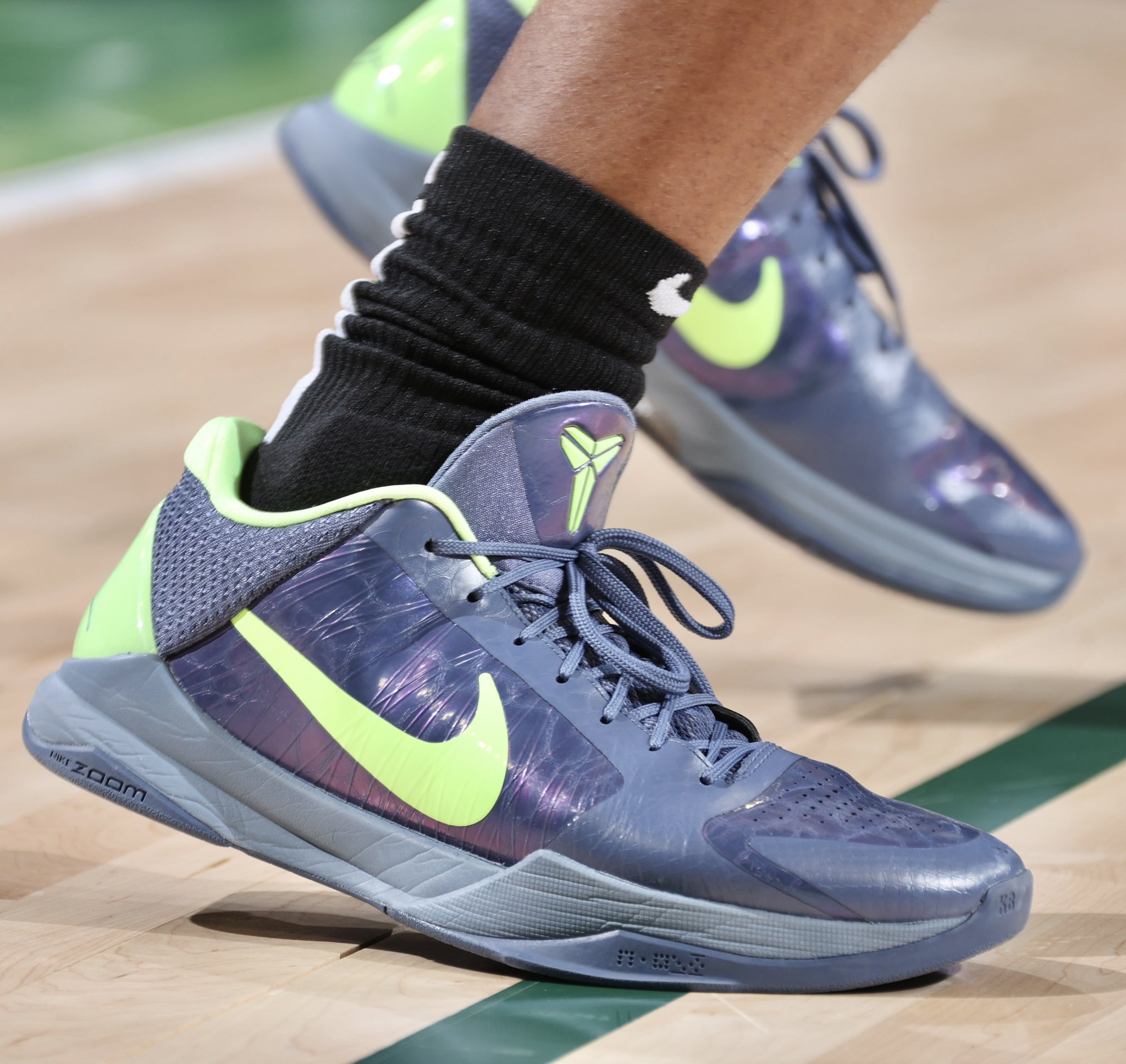 Nike Kobe 6 Malik Monk PE . . #kobebryantshoes #sneakers #ripkobe  #kicksoncourt #kicksdaily #sneakersaddict #mambamentality…