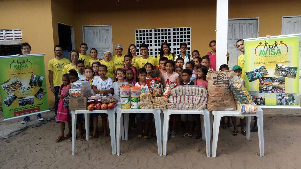 JorgeLutif's tweet photo. Nossas ações sociais juntamente com os alunos/as de contábeis nos enchem de orgulho ... Foram mais de 10 anos de muitas ações sociais ... https://t.co/GdMUkAuq4Q