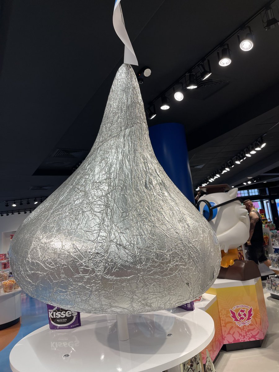 amas2010's tweet photo. A #big #kiss for you #besotes 🥰🥰🥰🥰🥰🥰🥰 https://t.co/QH7M6ImZbY