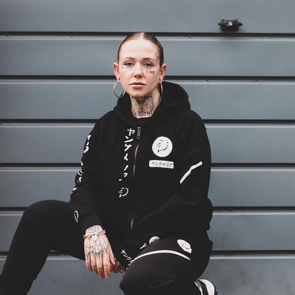 YMOfficially's tweet photo. YOUNGMESSIAH | ONLINE STORE
IS OFFICIALLY OPEN!!
https://t.co/ko0gc3xm3w https://t.co/pZNtwHC2tN