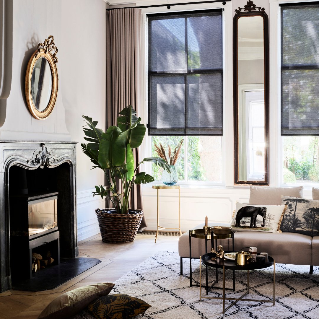 woon_specialist's tweet photo. Hoera! Het nieuwe jaar is begonnen. Met een nieuw jaar kiezen de meeste mensen voor een nieuw interieur. Ga jij voor een nieuwe vloer, gordijnen of misschien wel raamdecoratie? Neem contact op met de winkel voor advies en inspiratie! https://t.co/ylUHShFVca #wonen #woonspecialist https://t.co/gr0Xb4qR5T