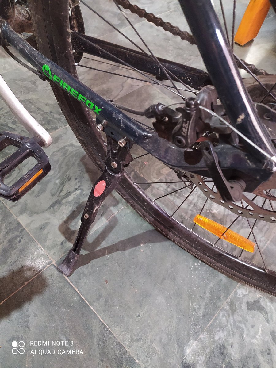 sabmaximum's tweet image. Your bike quality is horrible. After riding Meteor 700C for 1000 kms, 11000m elevation gain post purchase in October 2021, pedal cracked. Stand is flimsy as bike topples over. #GoBiking