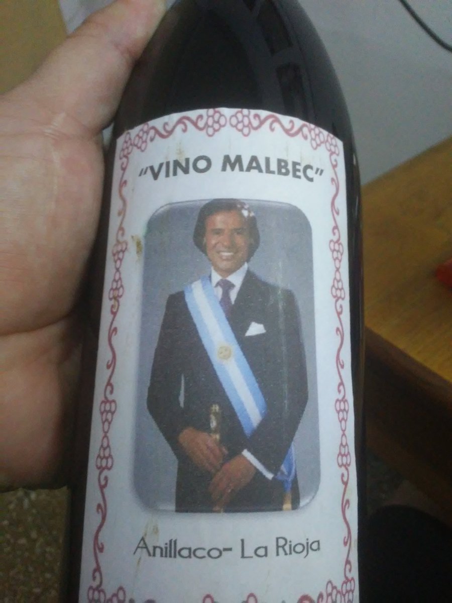 JuanPabloDelOpi's tweet photo. @baltablanco te toqué timbre para tomar este vino y no me abriste..... El viernes peña en #desorientado. https://t.co/ZfZjbEAqLb