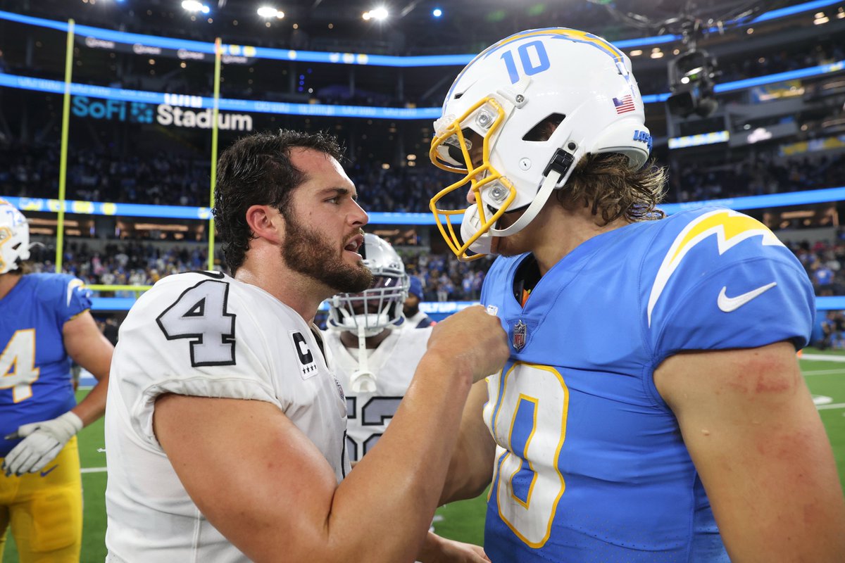 NFL's tweet photo. Week 18. Sunday Night. @Chargers vs. @Raiders.

The final game of the Biggest Season Ever.

Winner to the #NFLPlayoffs!

📺: #LACvsLV | Sunday Jan. 9, 8:20pm ET on NBC https://t.co/4JIt8mavPq