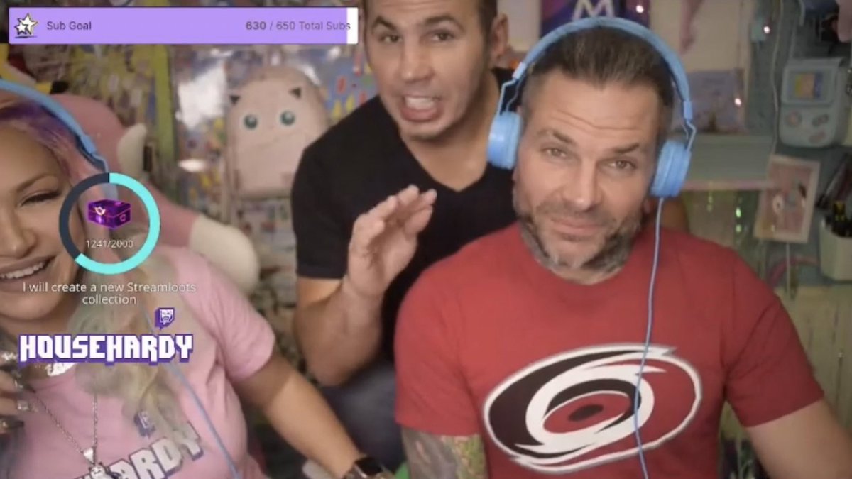 RT @WONF4W: Jeff Hardy appears on Twitch, will guest on new Matt Hardy podcast https://t.co/74QsjvkAig https://t.co/dnTKgqo13u