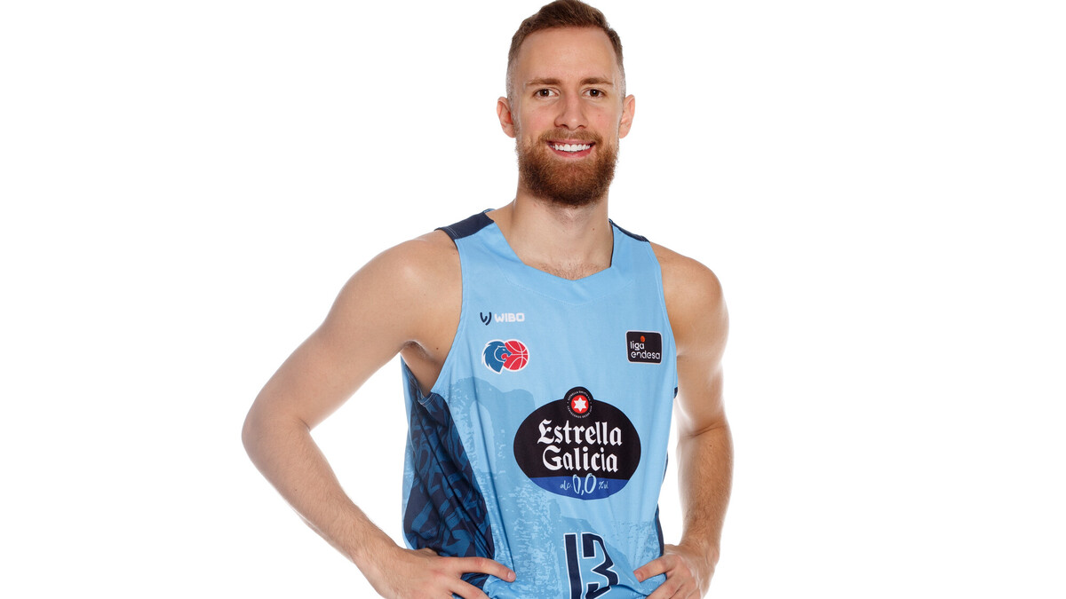 2contra1_'s tweet photo. Anticipamos los Reyes Magos 🎄
Sorteamos la camiseta de @DzMusa de @CBBreogan gracias a @madbasket 

El #MVPMadbasket de Diciembre:
🏀27,3 puntos
🏔️7 rebotes
🎁5,3 asistencias 
🏆34 de valoración

1. Haz RT a este tweet
2. Suscríbete al canal
3. Sigue a @madbasket y @2contra1_ https://t.co/oV7UfFC0ZB