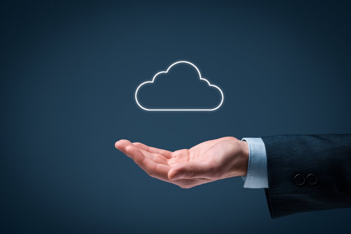 vboxx's tweet photo. Unfortunately, the holiday is over, so everyone has to get back to work. New meetings and presentations, where you have to share documents with colleagues. But what is the easiest way to share them? With vBoxxCloud! Read more about our #cloud solutions https://t.co/5u2gDWfxDl https://t.co/oWOCTeuiXo