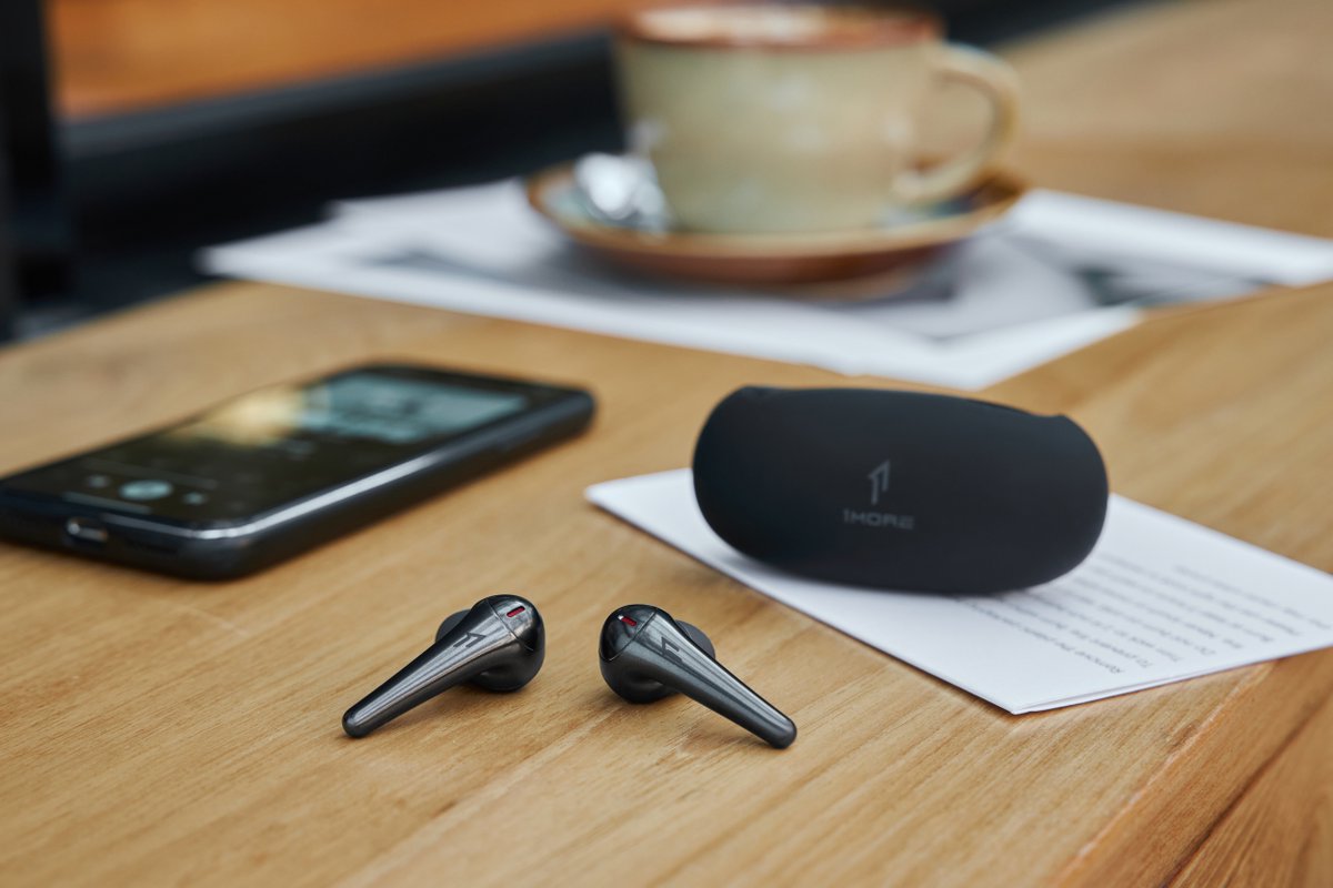 What's your holiday playlist looking like? Let us know which song you've got on repeat in the comment section 🎶