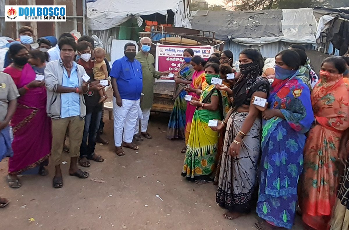 donbosconetwork's tweet image. Bosconet joined hands with (DB4M), Hyderabad, India (Don Bosco for Migrants) and set up 13 Migrant Help Desks in 12 Provinces of India.
bosconet.in/towards-safety…

#HelpMigrants #DonBoscoforMigrants #DonBoscoNetwork #Bosconet