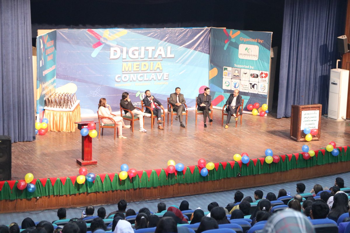 NYTPak's tweet photo. What a Sensational Collaboration it was with Volunteer Force Pakistan &amp; National Youth Talent  🇵🇰
#DigitalMediaConclave https://t.co/xMpOlj3kx4