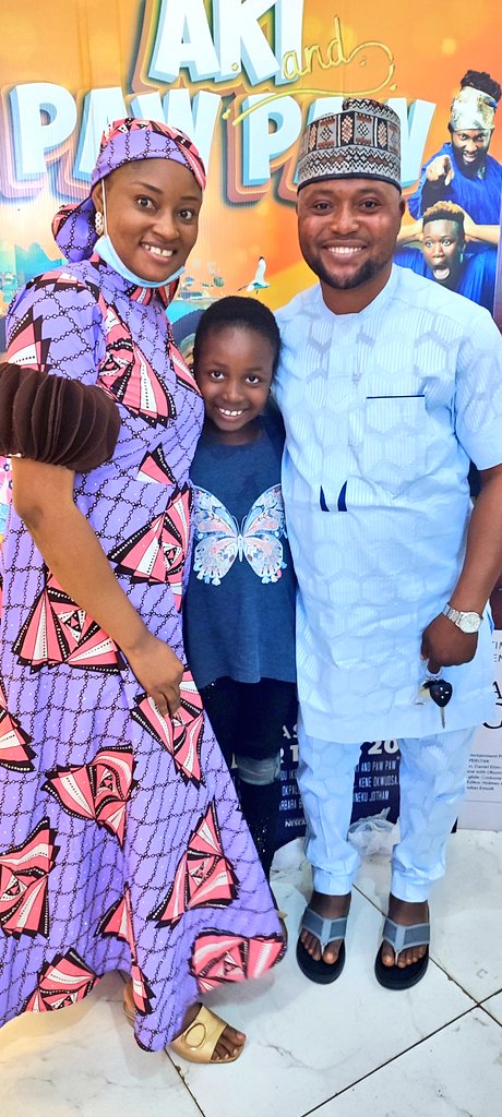 ipoola2013's tweet photo. Where you invest your love, you invest your life.
#OloriObaBall ⚽❤️💋
#OmoT 🥰🤩💋
#EjikaTioJeKiEwuJabo 😍🥰
#ForeverGrateful🙏
#GraceFoundMe🙏🙏
#TeamKasamadupe🙏💪 https://t.co/cFRHZz2tWA