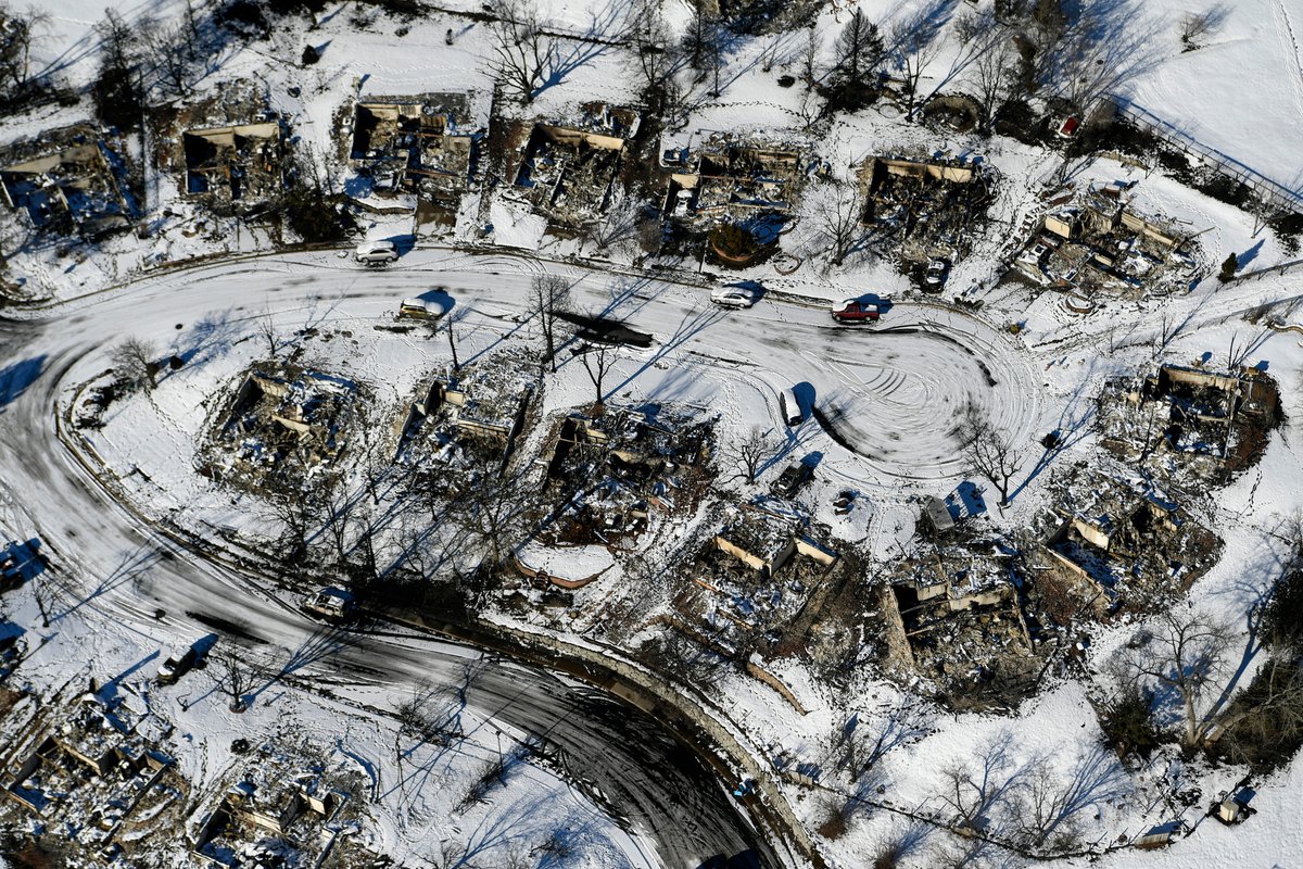 PHOTOS: Marshall fire aerial images show scale of devastation dpo.st/3mRFPFF