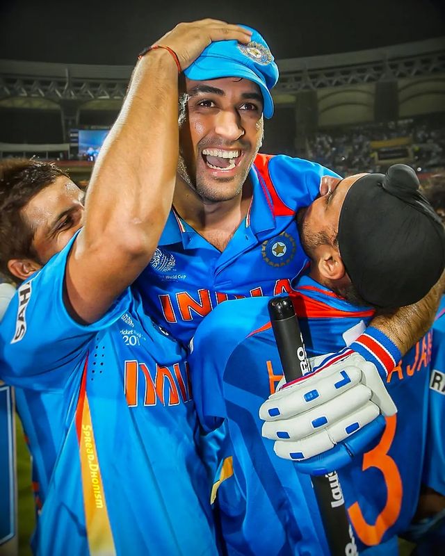 DhoniGallery's tweet photo. Greatest Indian Captain 😎🔥

@MSDhoni • #MSDhoni • #WhistlePodu https://t.co/vyKW7f6aqb