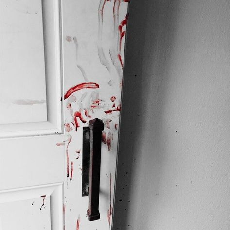 annomaly_heart's tweet photo. |•CW|TW Blood•|

                 ' ย อ ม ใ ห้ จั บ ซ ะ ดี ๆ ' :)

                  [RP/TH] °|mention dm|° ✔

Link character : https://t.co/XsdoOI7aq7 https://t.co/VSqULHHm3d