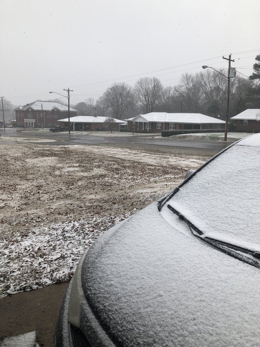 burtonb3's tweet photo. @tommeinerstv Trenton TN this morning. Wouldn’t you have enjoyed this if still here in W TN? https://t.co/XWf2keoEB5
