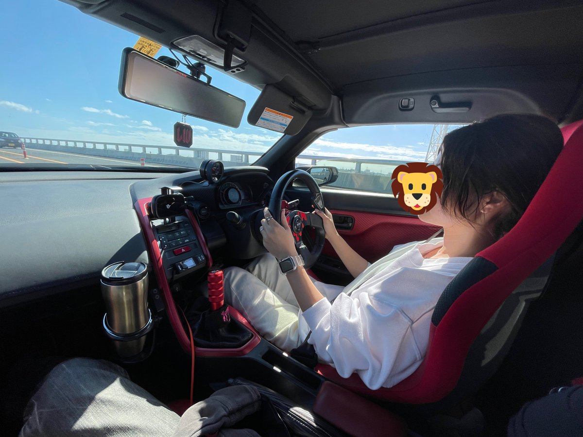 panterakoshi660's tweet photo. 妻が初のフルバケ‼️
座った瞬間は
『ん〜イマイチ(  ･᷄ὢ･᷅  )』|д꒪ͧ)…
少し走り出すと
『あ！良いかも(๑˃͈꒵˂͈๑)』
『シフトノブも良い感じ‼︎』
だそうです‼️
良かったぁ(*´꒳`*)
BRIDE ZIEG4 最高です👍
#BRIDE
#ZIEG4
#LIKEWISE
#S660 https://t.co/7w9FC6Ptaw